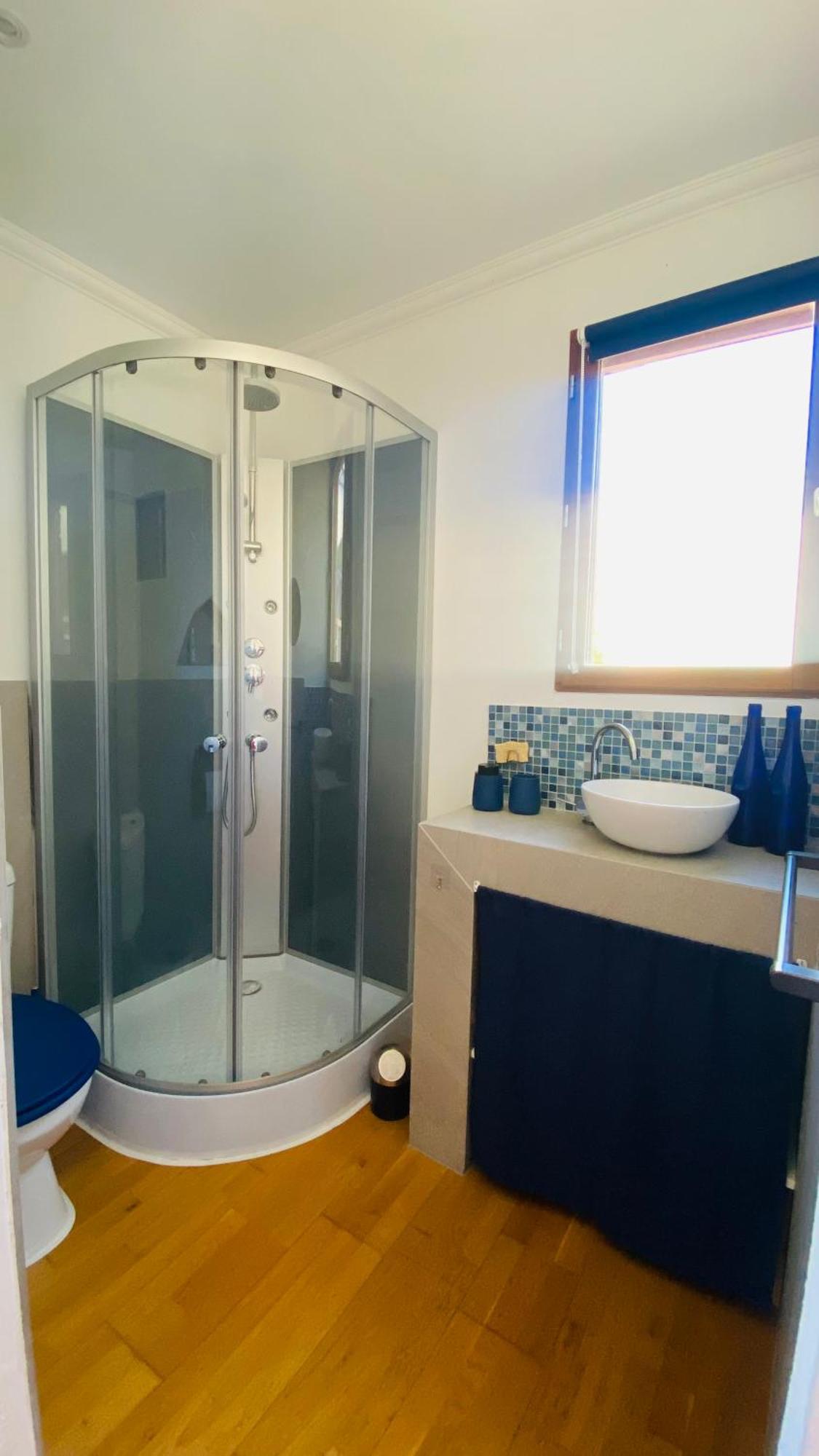 Le Chalet Pignantais Avec Option Jacuzzi Pignans Exterior photo